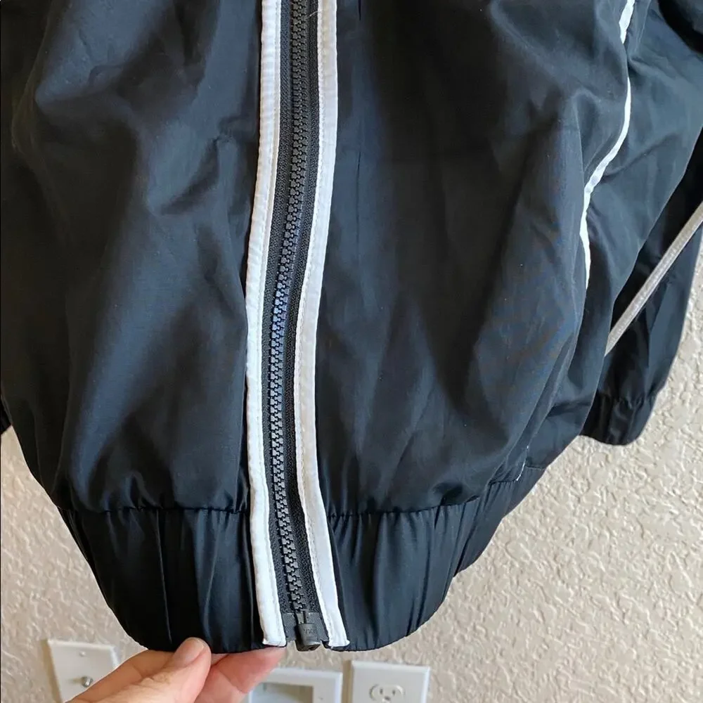 Nike Limited Edition for Barstool Sports Black Windbreaker Medium